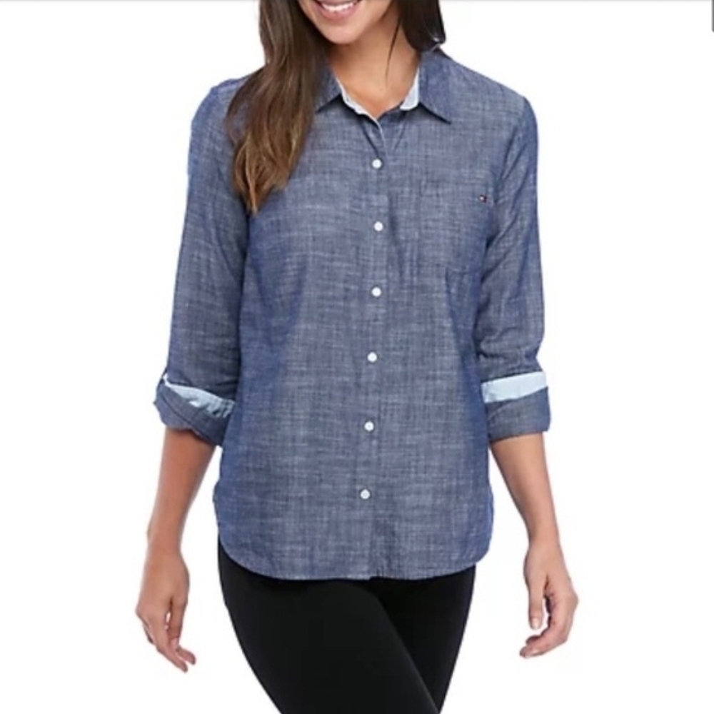 Tommy Hilfiger Blue Denim Shirt Size XS Chambray Button DOWN